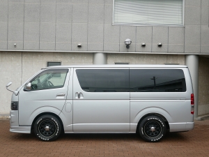 ハイエースバンS-GL　ディーゼルターボ　4WD　KDH205V