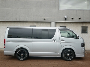 ハイエースバンS-GL　ディーゼルターボ　4WD　KDH205V