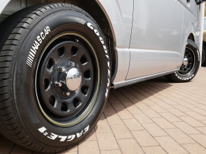 ハイエースバンS-GL　ディーゼルターボ　4WD　KDH205V