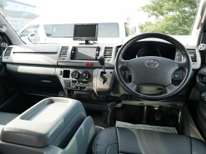 ハイエースバンS-GL　ディーゼルターボ　4WD　KDH205V