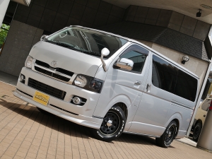 ハイエースバンS-GL　ディーゼルターボ　4WD　KDH205V
