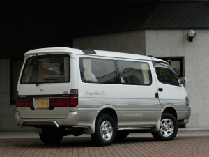 ハイエース100系100系　ディーゼル4ＷＤ　