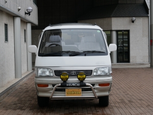 ハイエース100系100系　ディーゼル4ＷＤ　