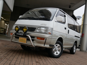 ハイエース100系100系　ディーゼル4ＷＤ　