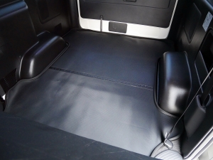 ハイエースバンS-GL　標準　ディーゼル　4WD
