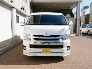ハイエースワゴン4型ハイエースワゴン4WD車中泊コンプリート