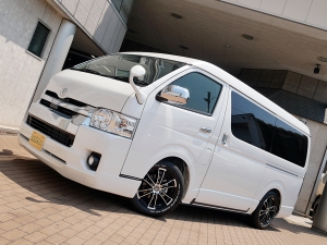 ハイエースワゴン4型ハイエースワゴン4WD