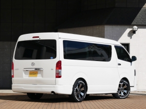 ハイエースワゴンワゴンGL　4WD　ベッドキット　車中泊　ライトカスタム