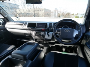 ハイエースワゴンワゴンGL　4WD　ベッドキット　車中泊　ライトカスタム