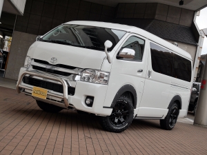 ハイエースワゴン新型　シーケンシャル　６速ＡＴ　ワゴン