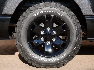 ハイエースワゴン新型　ワゴンGL　4WD　LINE－X　