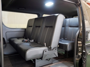 ハイエースバンS-GL　50thLtd.　4WD　8人乗り