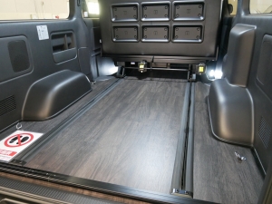ハイエースバンS-GL　50thLtd.　4WD　8人乗り