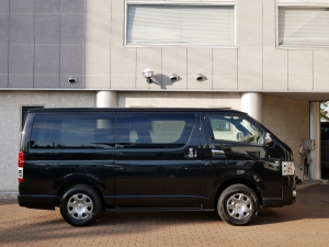 ハイエースバンS-GL　50thLtd.　4WD　8人乗り
