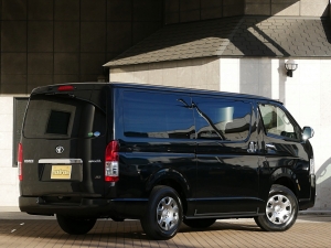 ハイエースバンS-GL　50thLtd.　4WD　8人乗り