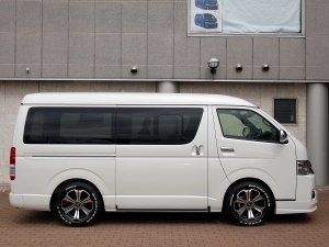 ハイエースバンS-GL　ダークプライム2　ワイド　4WD