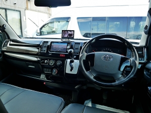 ハイエースバン4型　DX　GL-P　4WD　ディーゼル