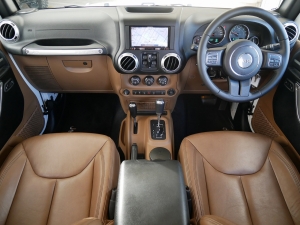 買取・下取り直販車ラングラー　アンリミテッド　サハラ