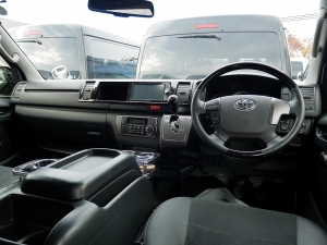ハイエースバンS-GL　ダークプライム　4WD　ワイド