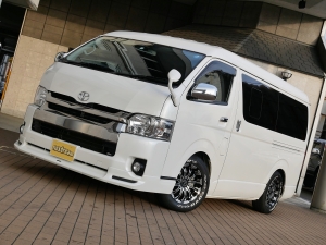 ハイエースバンS-GL　ダークプライム　4WD　ワイド
