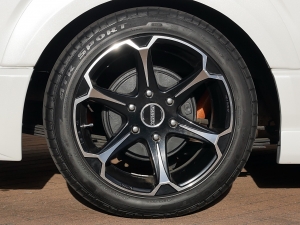 ハイエースワゴン4型　ワゴンGL　フルエアロ　車中泊