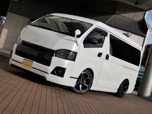 ハイエースワゴン4型　ワゴンGL　フルエアロ　車中泊