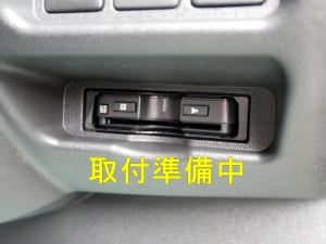 ハイエースワゴン4型ハイエースワゴン4WD車中泊コンプリート
