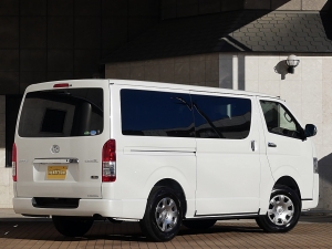 ハイエースバンS-GL　50thLtd.　4WD　8人乗り