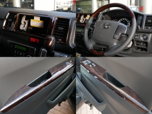 ハイエースバンS-GL　50thLtd.　4WD　8人乗り