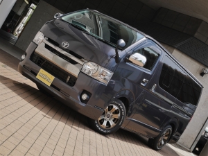 ハイエースバン中古コンプリートカー　ベッドキット