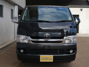 ハイエースバン下取り直販車　カスタム多数　