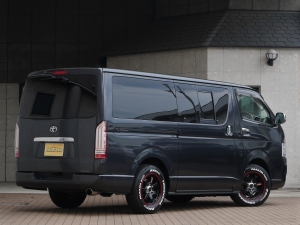 ハイエースバン下取り直販車　カスタム多数　