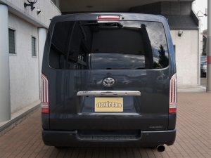 ハイエースバン下取り直販車　カスタム多数　