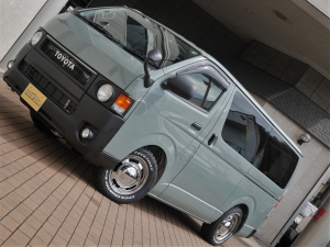 ハイエースバン丸目ハイエース　ネオクラシック
