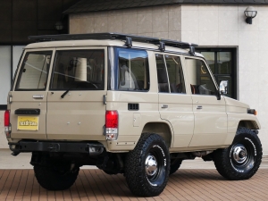 ランクル７０ZX　ナローボディ　ARB4x4ルーフラック
