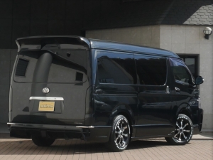 ハイエースバン415コブラ　フルエアロ　フルカスタム