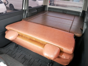 ハイエースバン特別仕様車　中古車低金利　１，９％