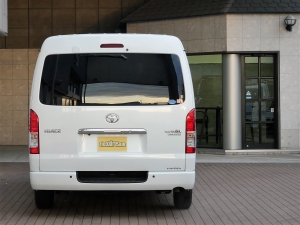 ハイエースバン特別仕様車　中古車低金利　１，９％