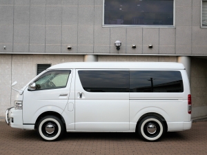 ハイエースバン特別仕様車　中古車低金利　１，９％