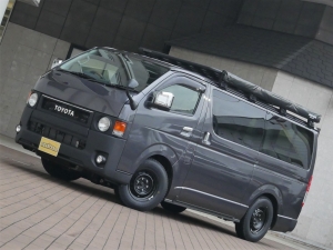 ハイエースバン丸目カスタム　ネオクラシック