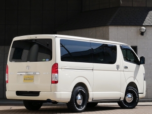 ハイエースバン車中泊　ベッドキット