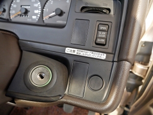 ハイエース100系100系　ディーゼル4WD