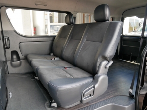 ハイエースバン中古車　ワイドバン　４ＷＤ
