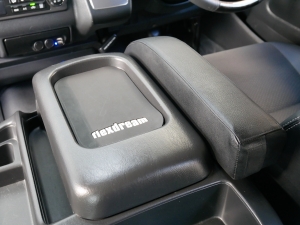 ハイエースバン中古車　ワイドバン　４ＷＤ