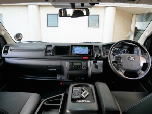 ハイエースバン中古車　ワイドバン　４ＷＤ