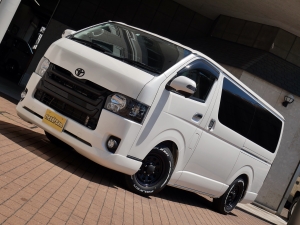 ハイエースバン中古コンプリート