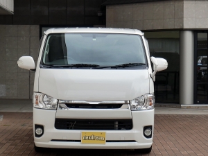 ハイエースバン中古コンプリート