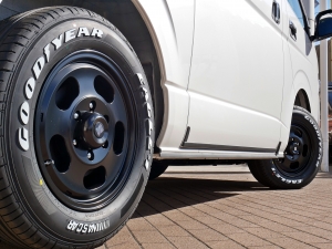 ハイエースバン安全装備追加 特別仕様車