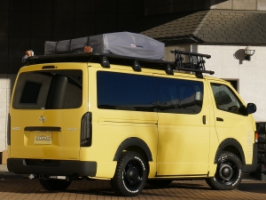 ハイエースバン中古コンプリート