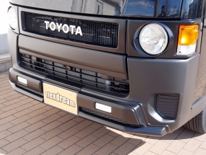 ハイエースバンDX　4WD　ディーゼル　丸目